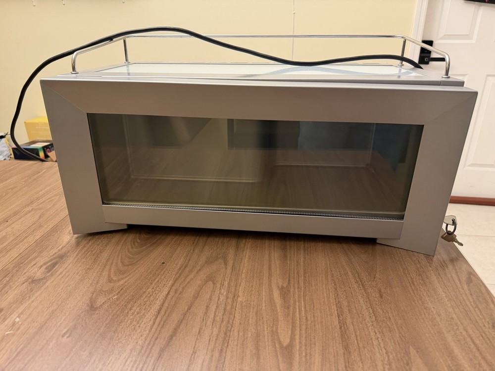 Authentic 2022 Red Bull Vestfrost M026 Fridge