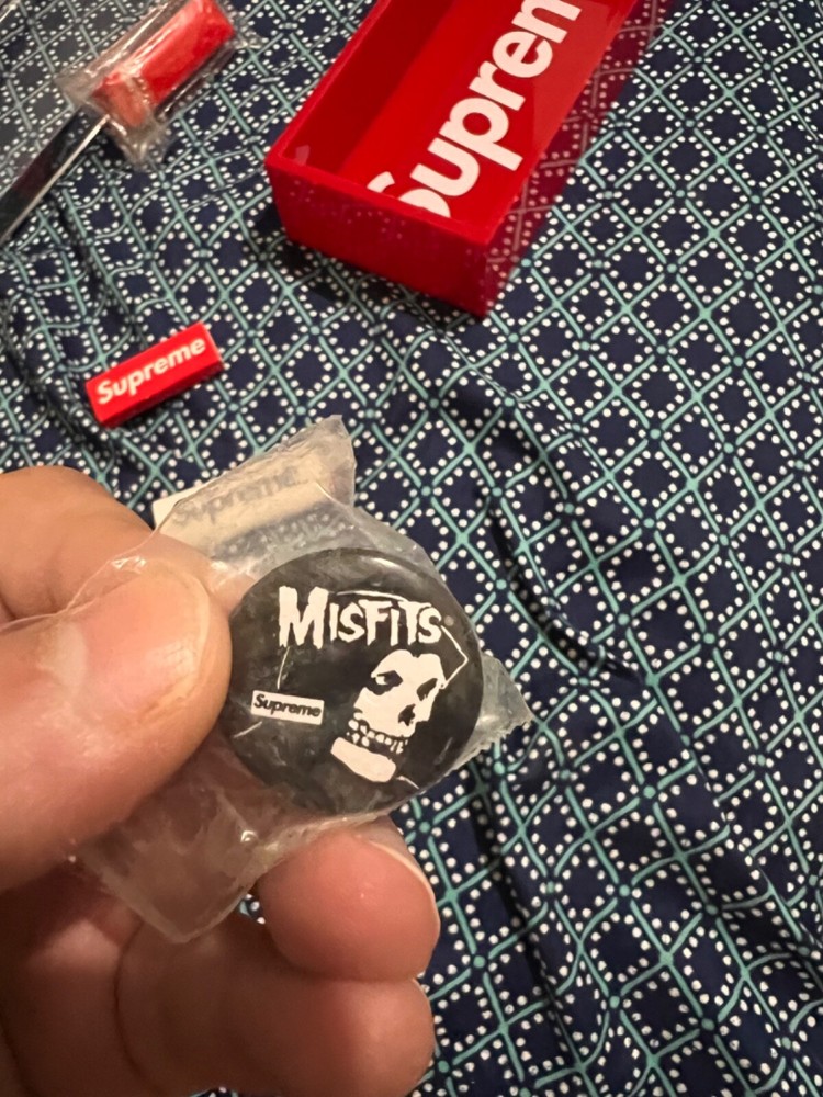 Supreme misfits pin 2013 rare