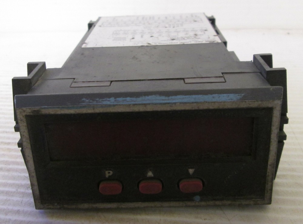 Red Lion IMD13100 Digital Panel Voltage Meter 120/240VAC