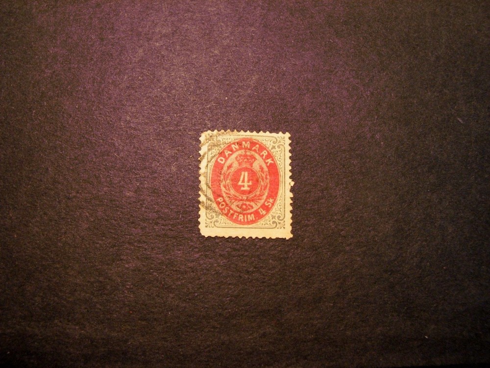 Denmark Stamp Scott# 18  Royal Emblems 1870-71   C353
