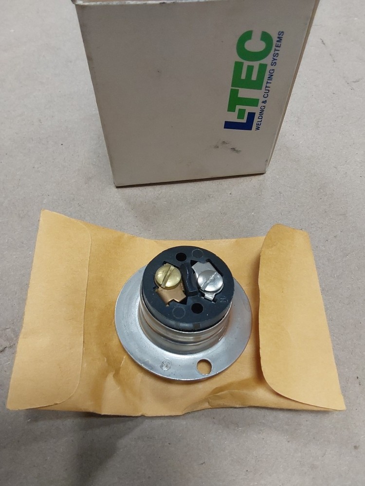 ESAB 182W64 MOTOR BASE CONNECTOR FLANGED OUTLET