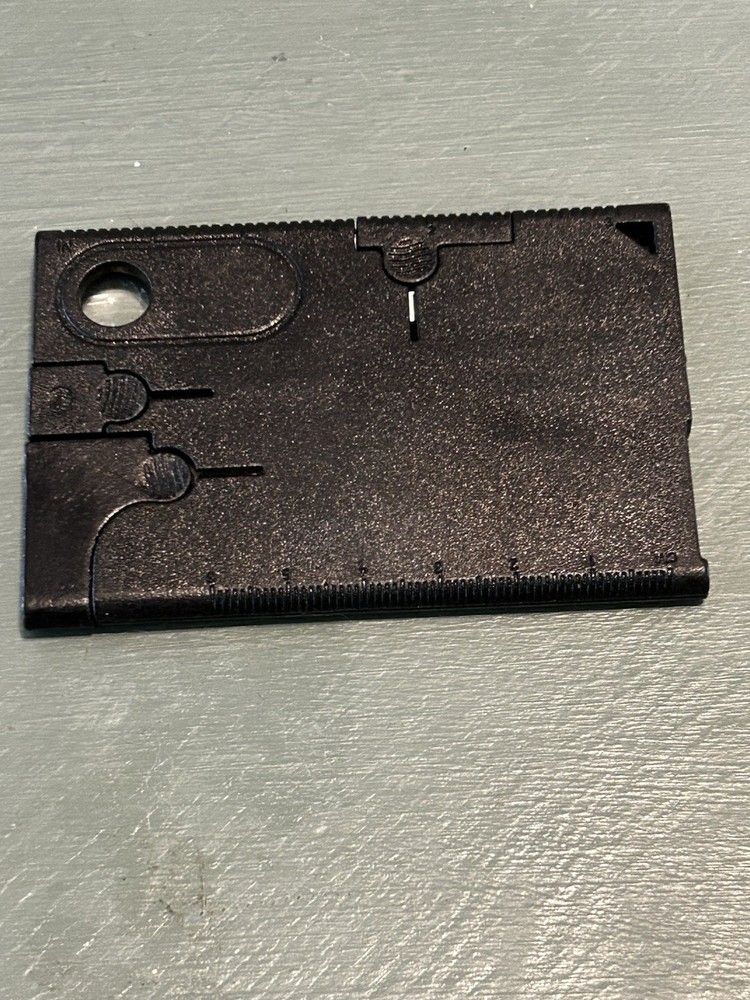 10 in 1 Multi Function Survival Card Pocket Tool Kit