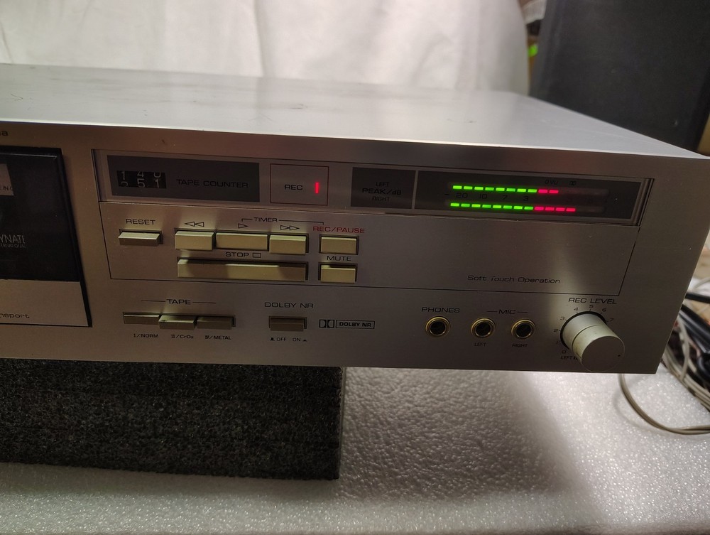 YAMAHA K-200A cassette deck