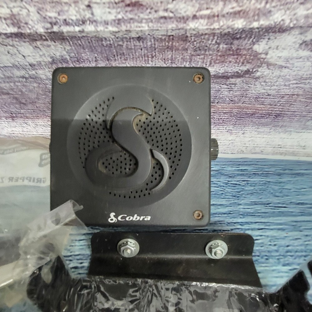 Miscellaneous CB mics, mounts, speaker, and small accessories UNTESTED