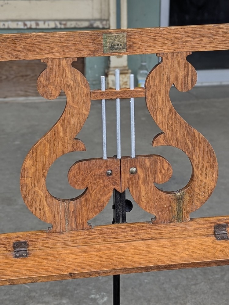 Hamilton Oak & Cast Iron Victorian Music Stand 😍