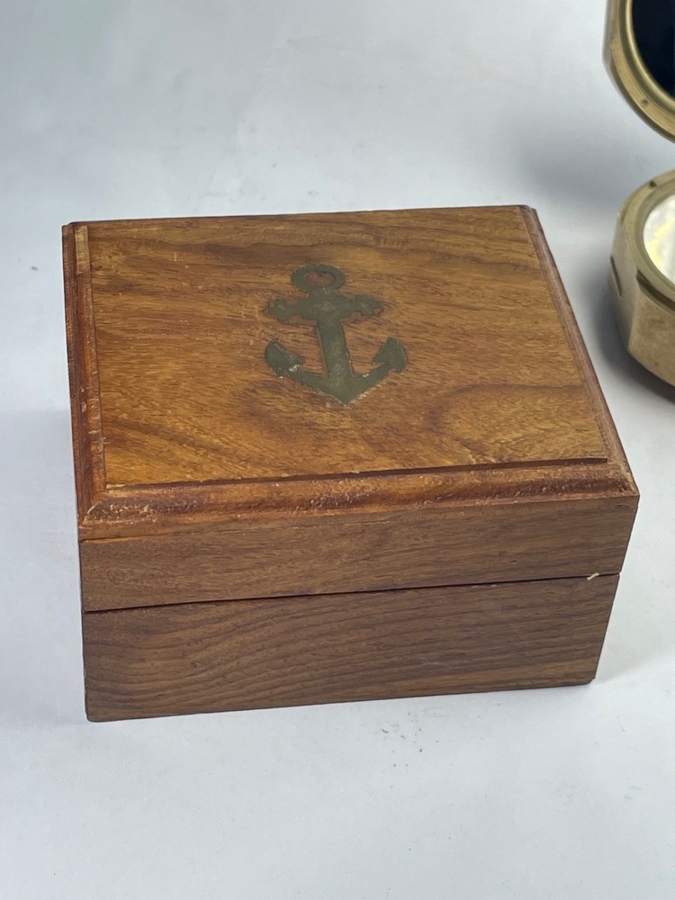 Solid brass nautical calculator (BROKEN). Wooden case