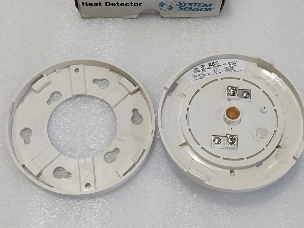 System Sensor Thermal Detector 5600 Series DT-135R #new