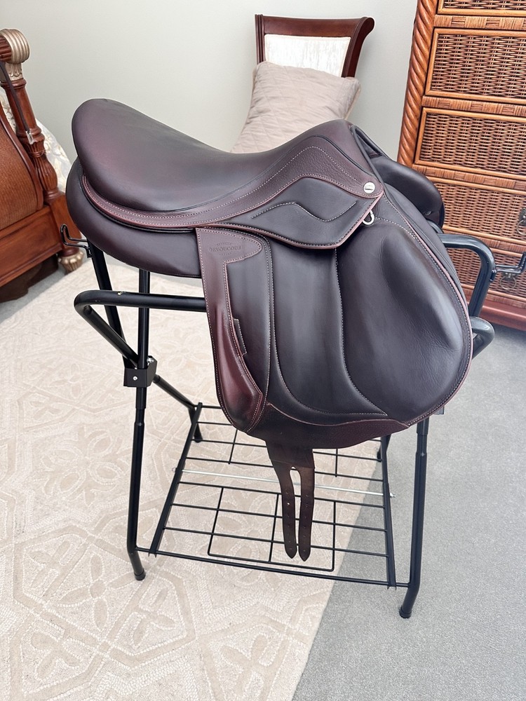 17.5 Devoucoux Chiberta Lab Saddle 2023 practically new