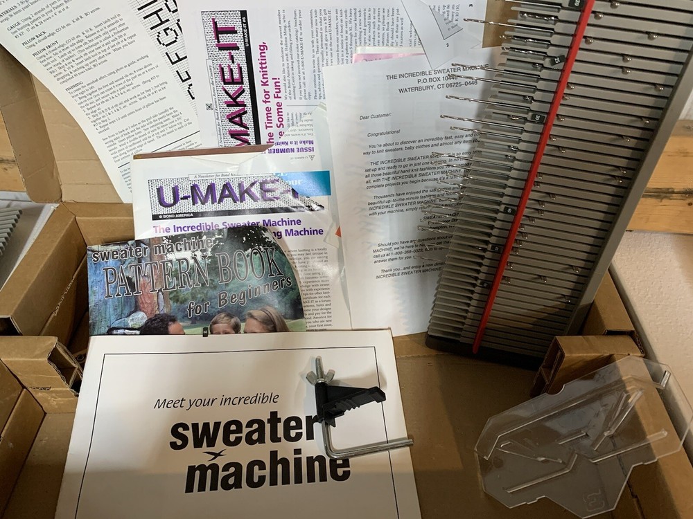 BOND Incredible SWEATER MACHINE