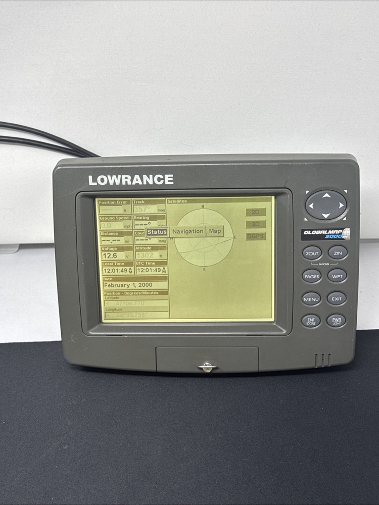 Lowrance GlobalMap 3000MT GPS Chartplotter w/ Power Data Cord & Bracket *TESTED*