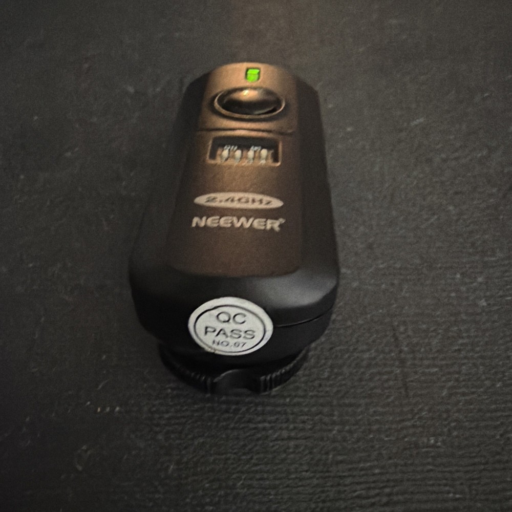NEEWER FCR-16 Trigger in 2.4GHz