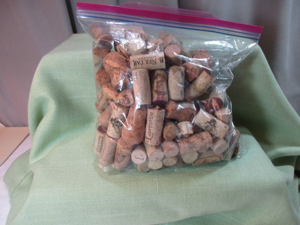 Corks wine gallon bag