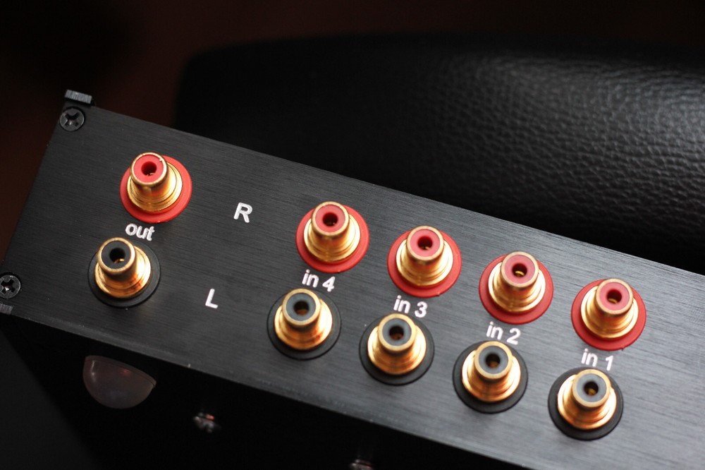 Passive PRECISION preamp. Relay attenuator.