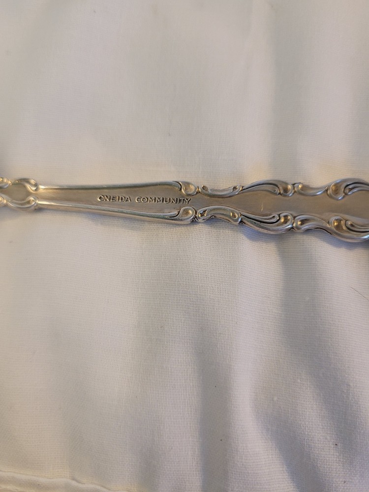 Oneida Community Beethoven silverplate flatware 1971 (6) dinner forks