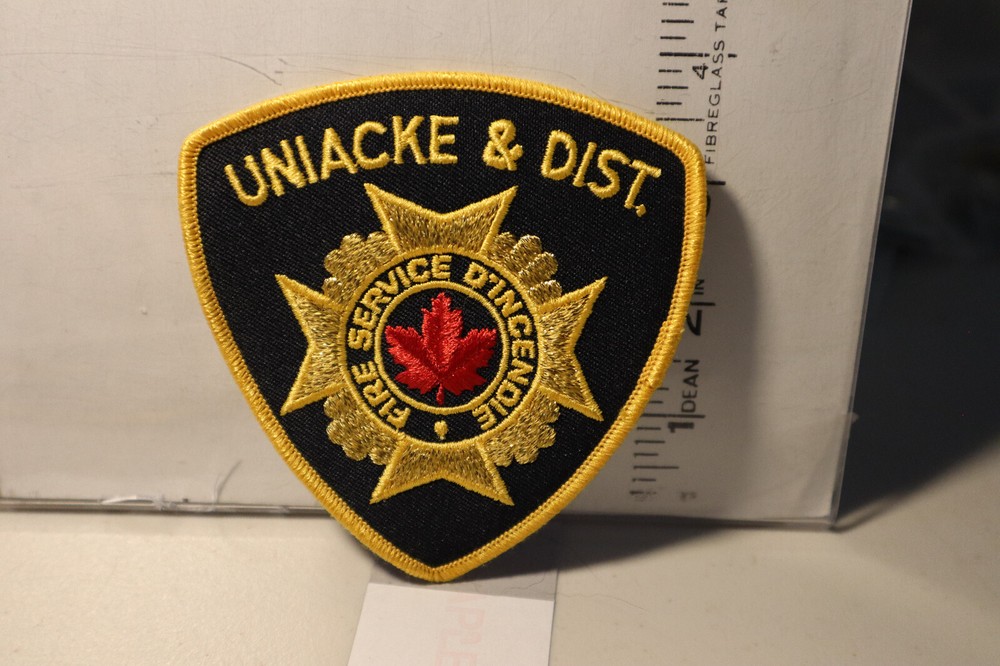 fire patch UNIACKE & DISTRICT FIRE SERVICE NOVA SCOTIA CANADA YELLOW