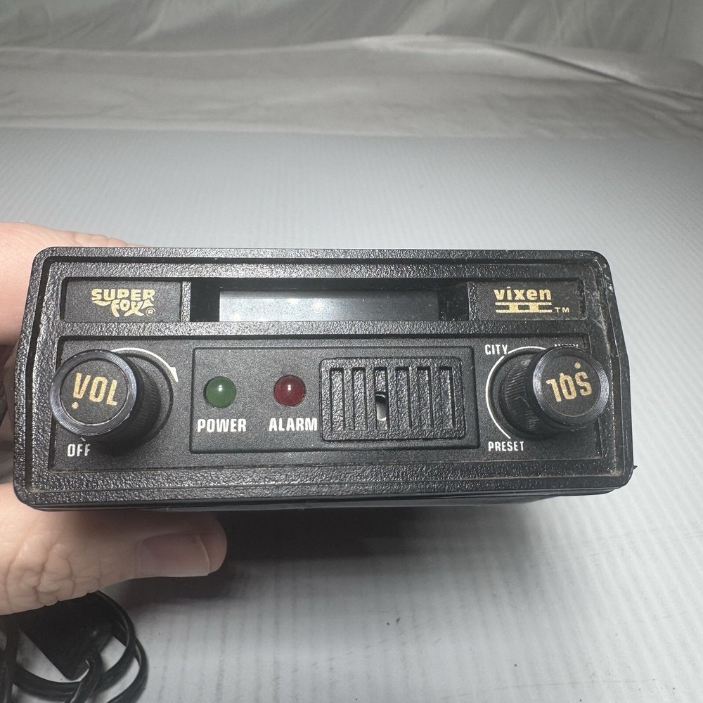 Super Fox Vixen II 2 Superheterodyne Radar Detector untested