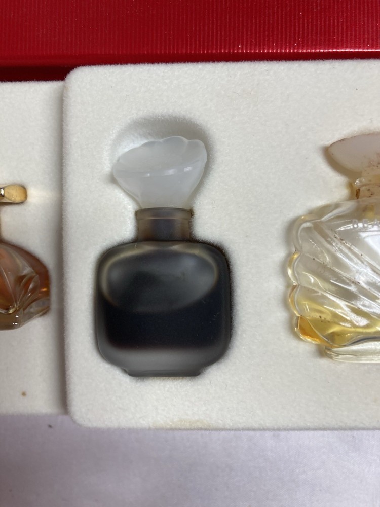 Estée Lauder Miniature Fragrance Gift Set Opened