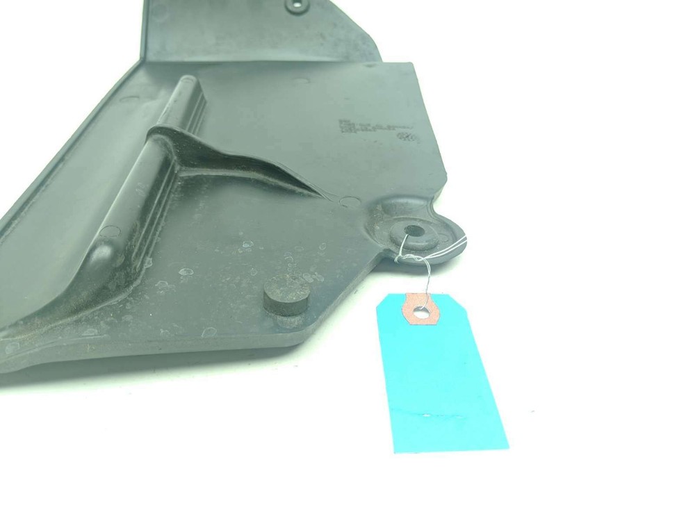 16 Can Am Commander 800R XT Left Right Inner Deflector Panel Plastic 705002894