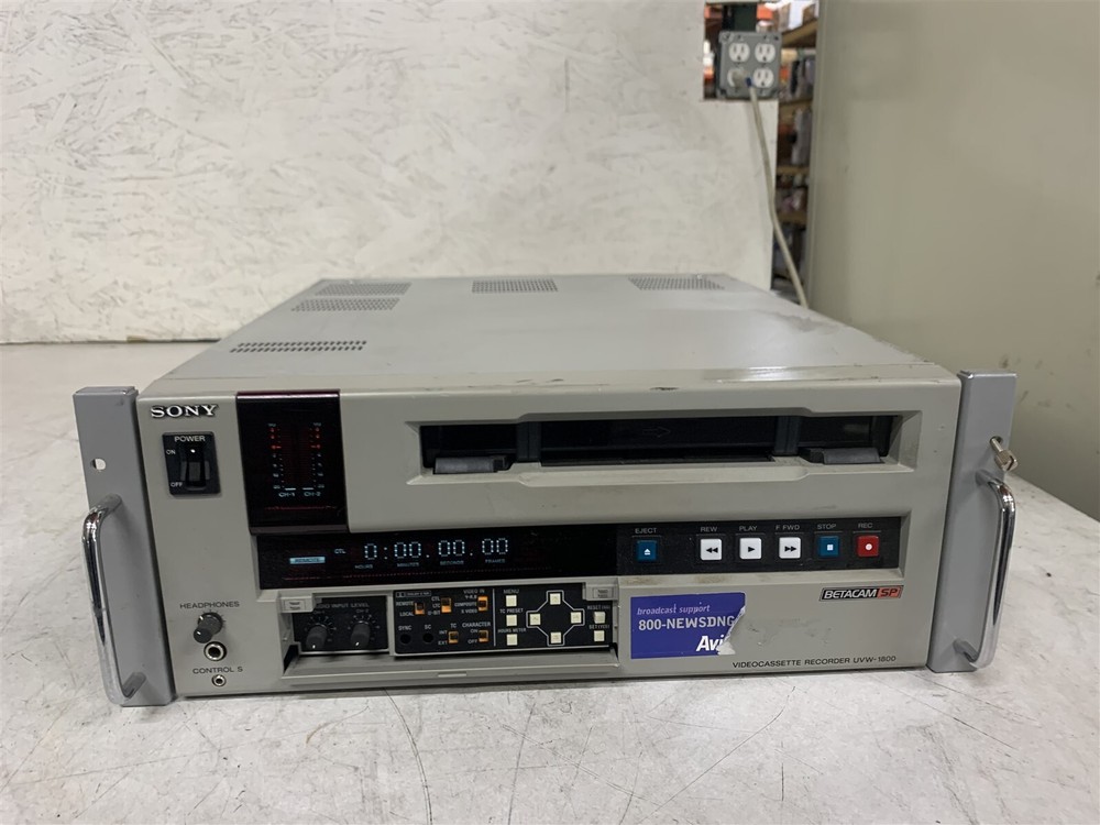 SONY VIDEOCASSETTE RECORDER UVM-1800