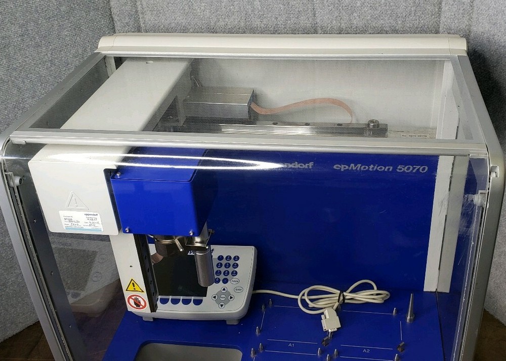 Eppendorf epMotion 5070 Automated Liquid Handling Pipetting Workstation Control