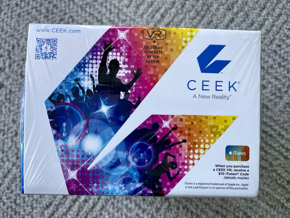Ceek Virtual Reality Headset + $100 Exclusive Content Card