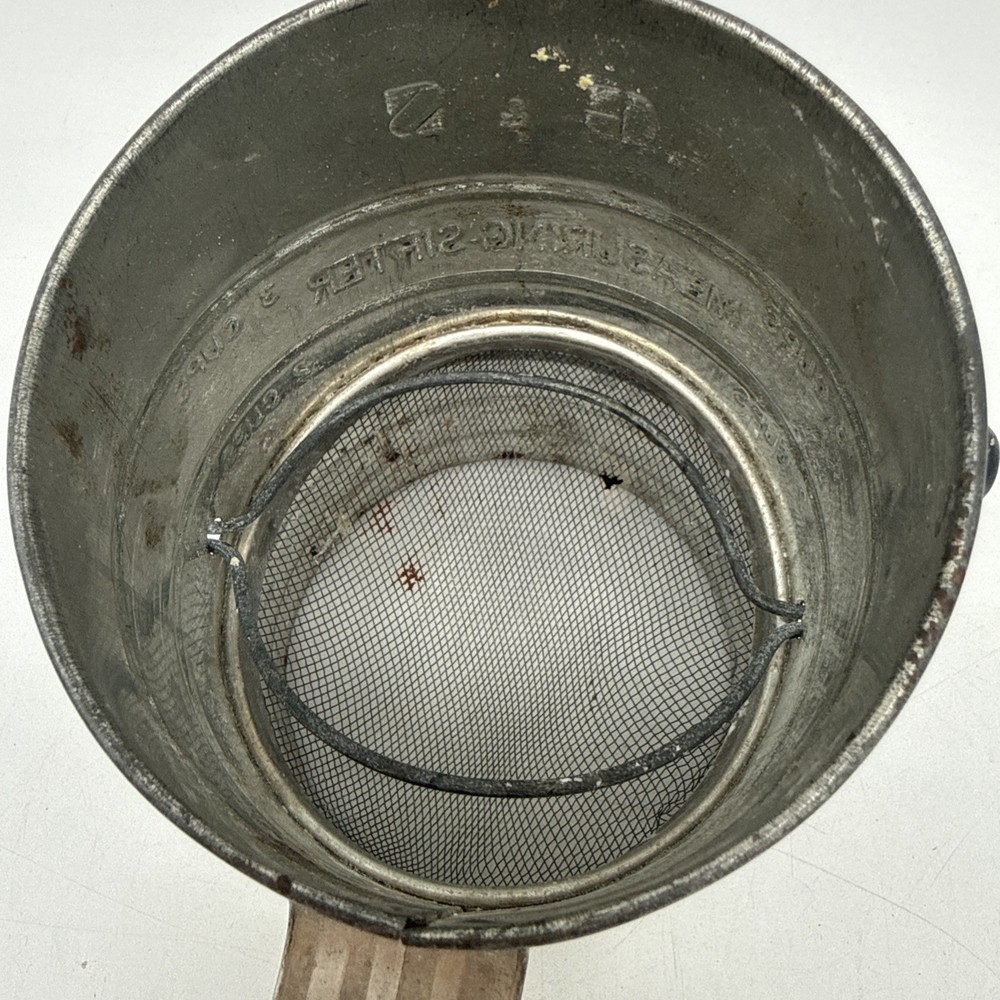 Vintage C&S 3 Cup Measuring Sifter Black Handle