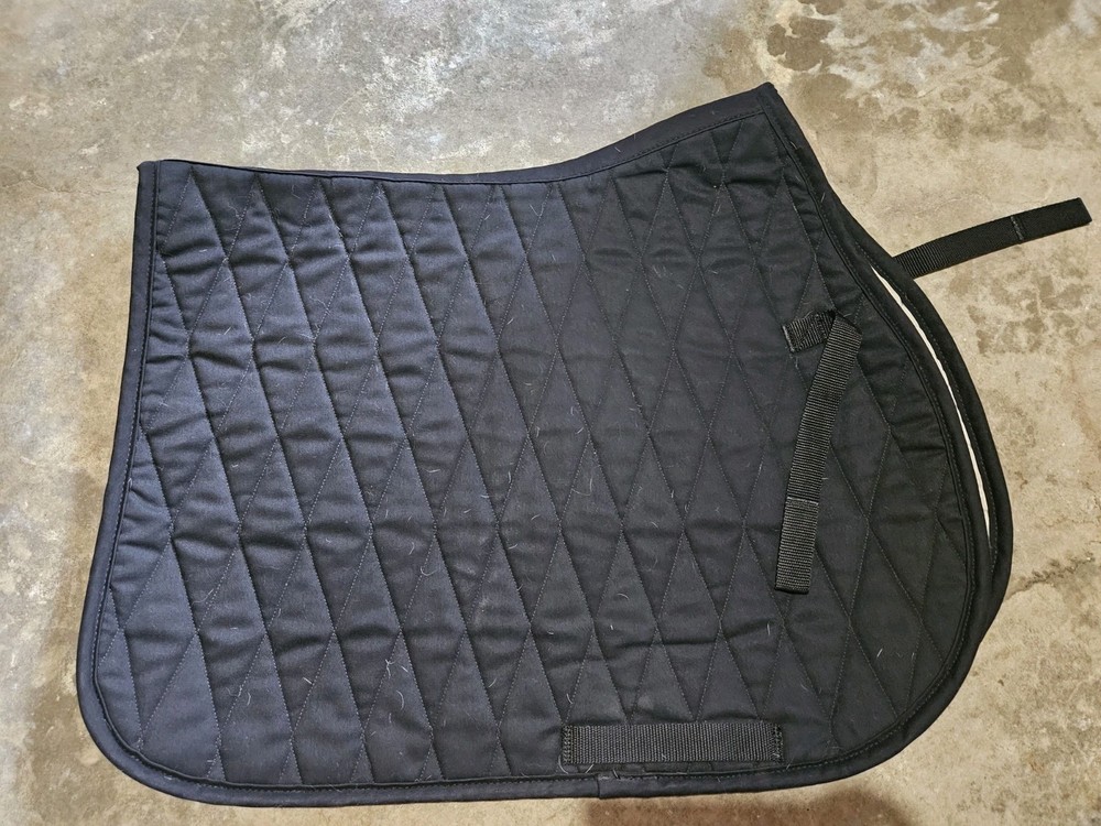 Black All Purpose Saddle Pad With Straps