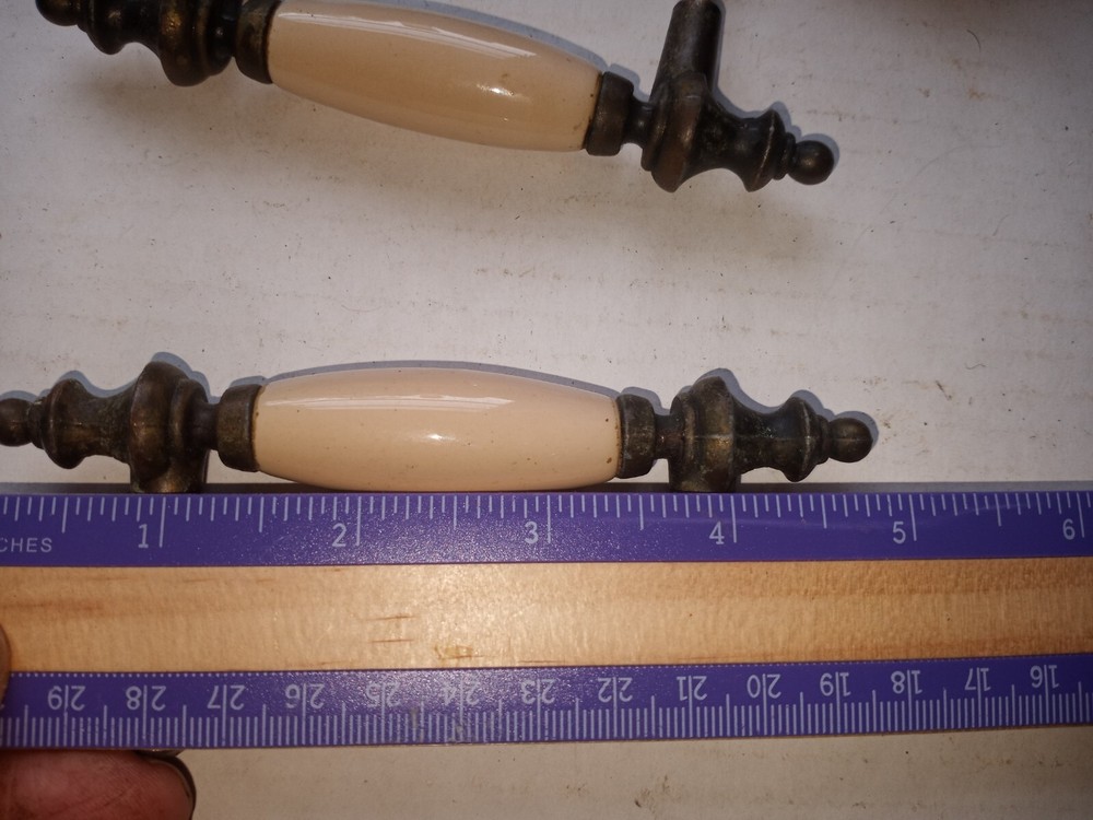 17 CABINET Hardware porcelain handles and knobs set