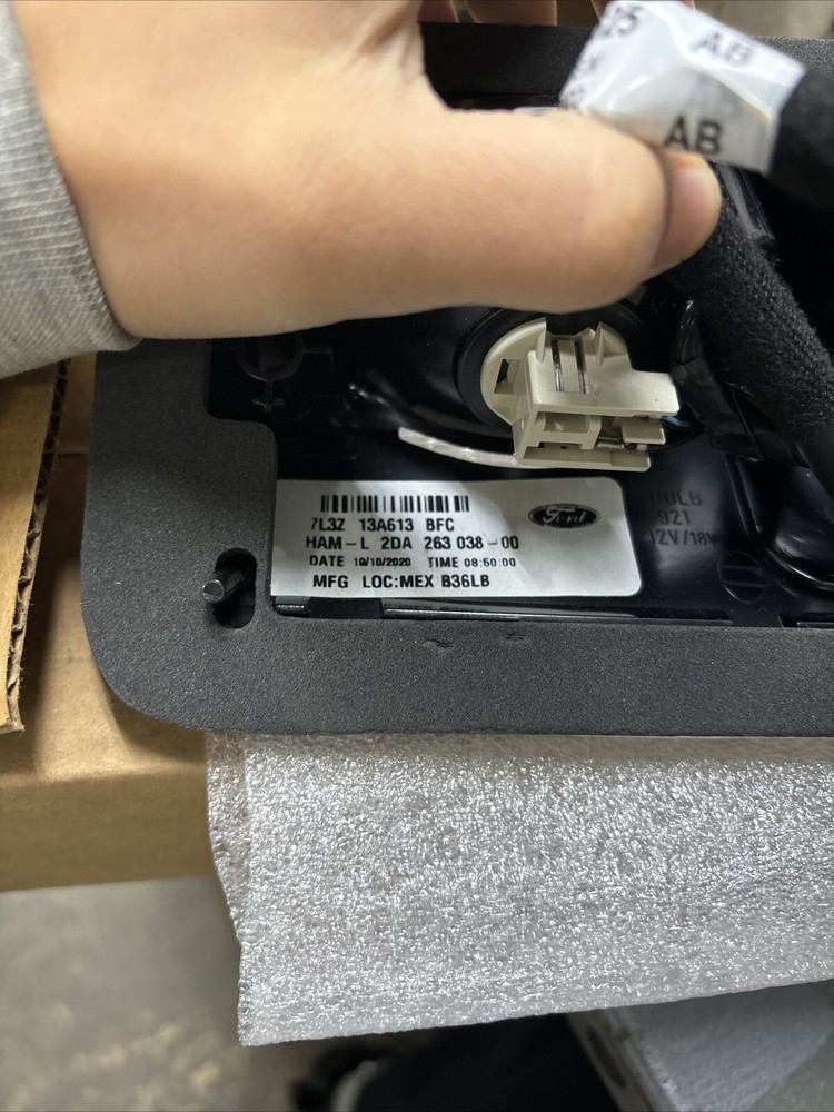 TechSmart #S67005, Center High Mount Stop Light