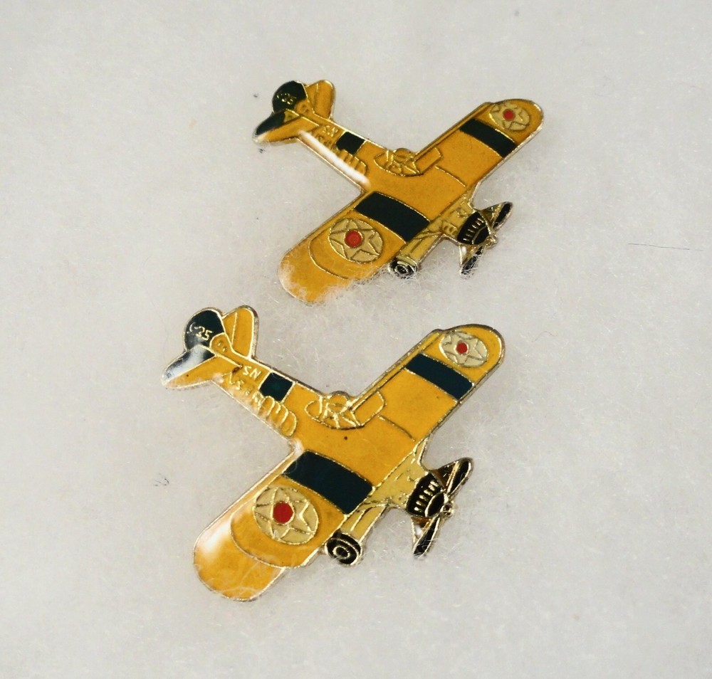 2 Old Fighter Plane Pins:  WW1 AIRCRAFT PINS
