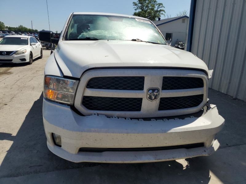 RAM 1500 2019 Air Shutter 655233