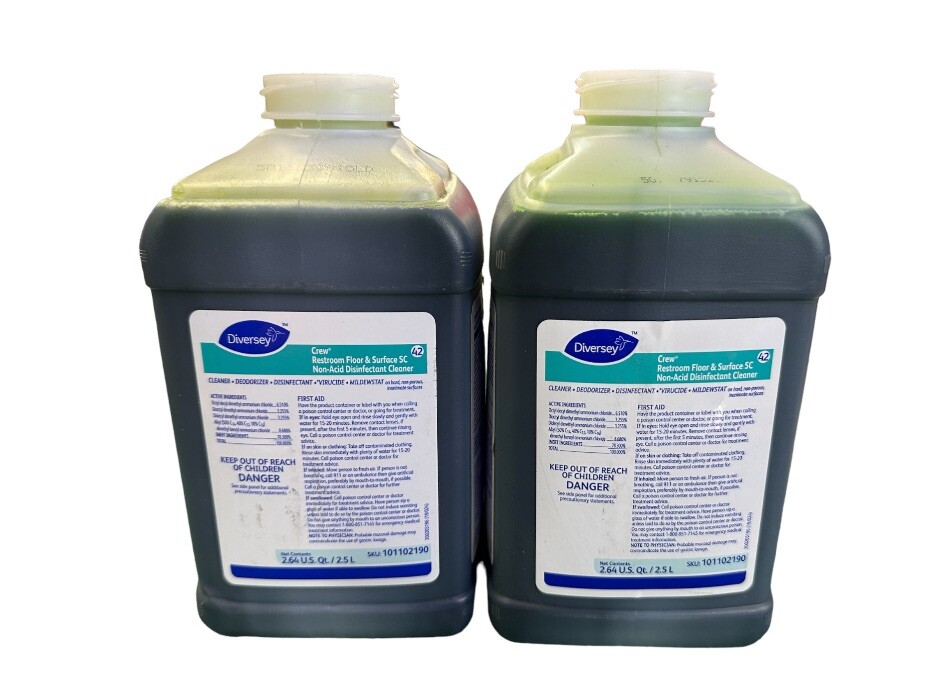 2-Diversey Crew Restroom Cleaner