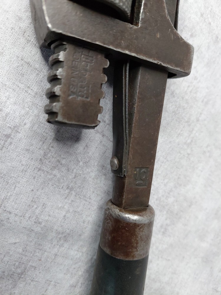 Hubbard #10 Pipe Wrench