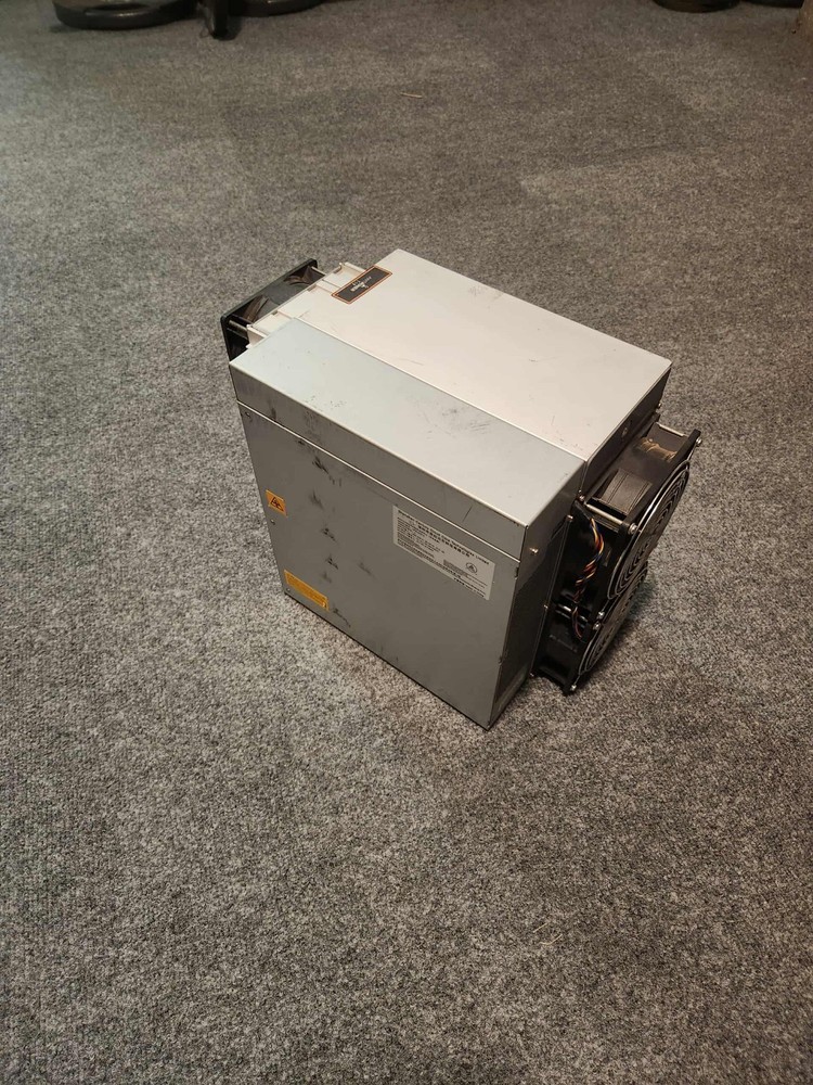 Bitmain Antminer T19 88TH ASIC Bitcoin Miner