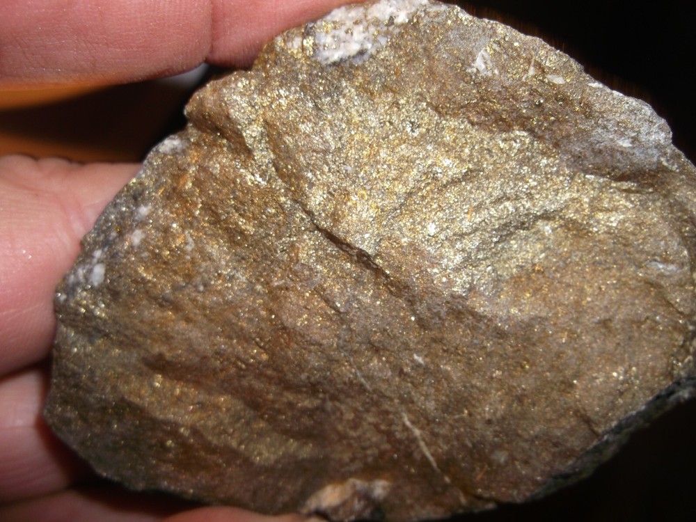 Gold, silver, copper, 263 grams samples ,ore high grade .