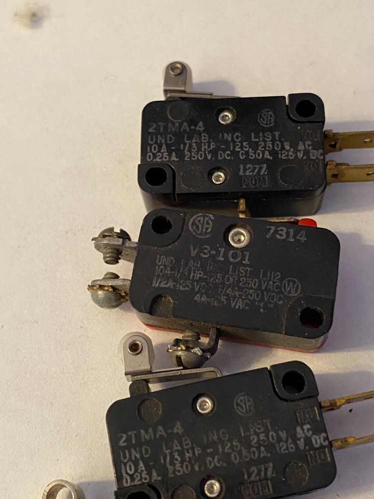 Honeywell micro switch lot SEE PICS (BS-880)