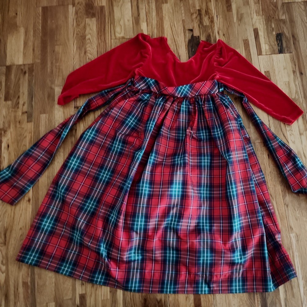 Heartstring Dress  Sz  6