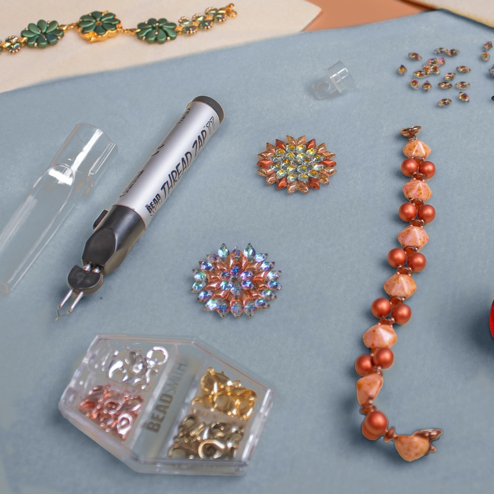 The Beadsmith Beading Mats Set – Double-Sided Stringing Work Mats, 3-Pack, 11...