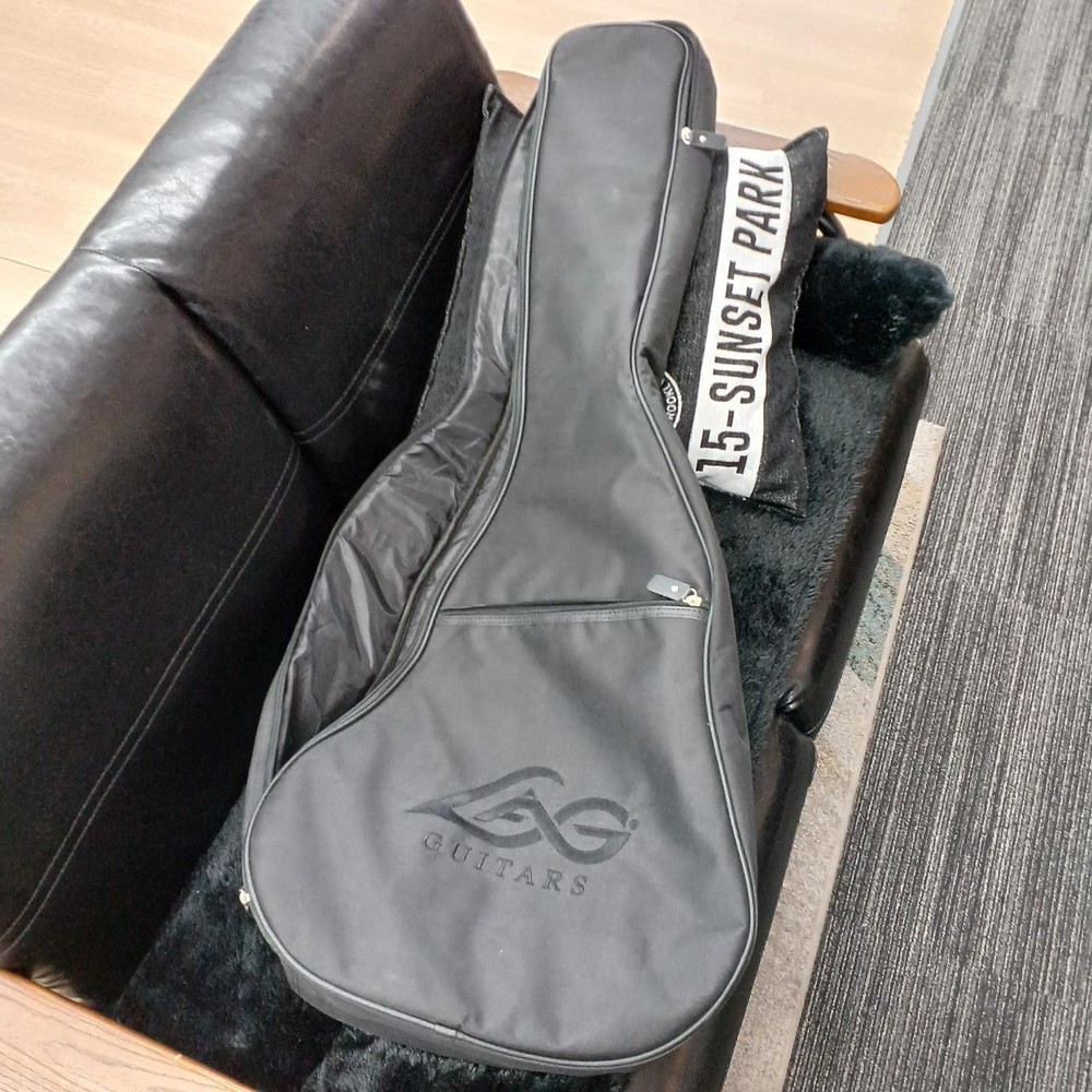 LAG TN70A Classical Guitar