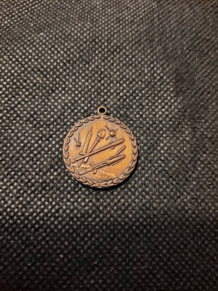 SCHOLASTIC MEDAL! e5111UXX