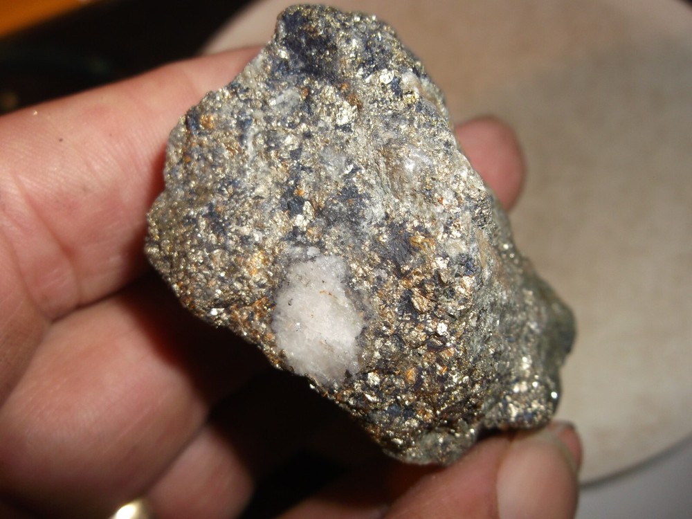 Gold, silver, copper, 139 grams samples ,ore high grade .