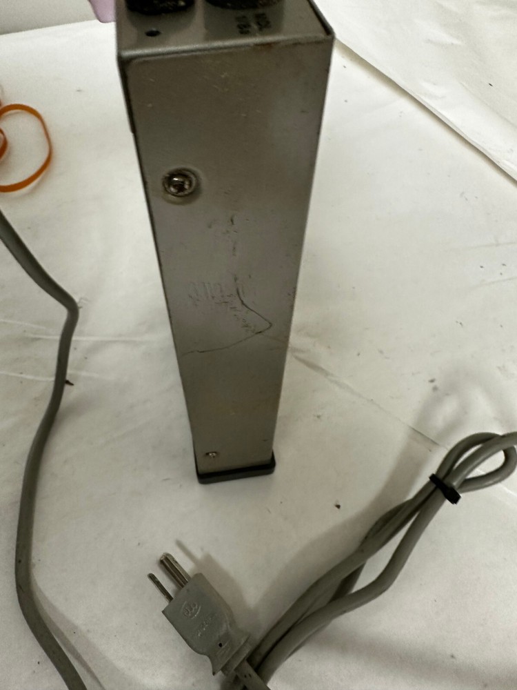 Videotek VDA-16 Video Distribution Amplifier