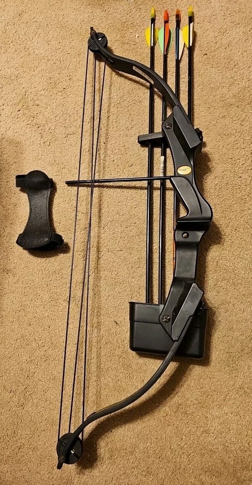 Bear Brave 2 Compound Bow Black Youth RH Used