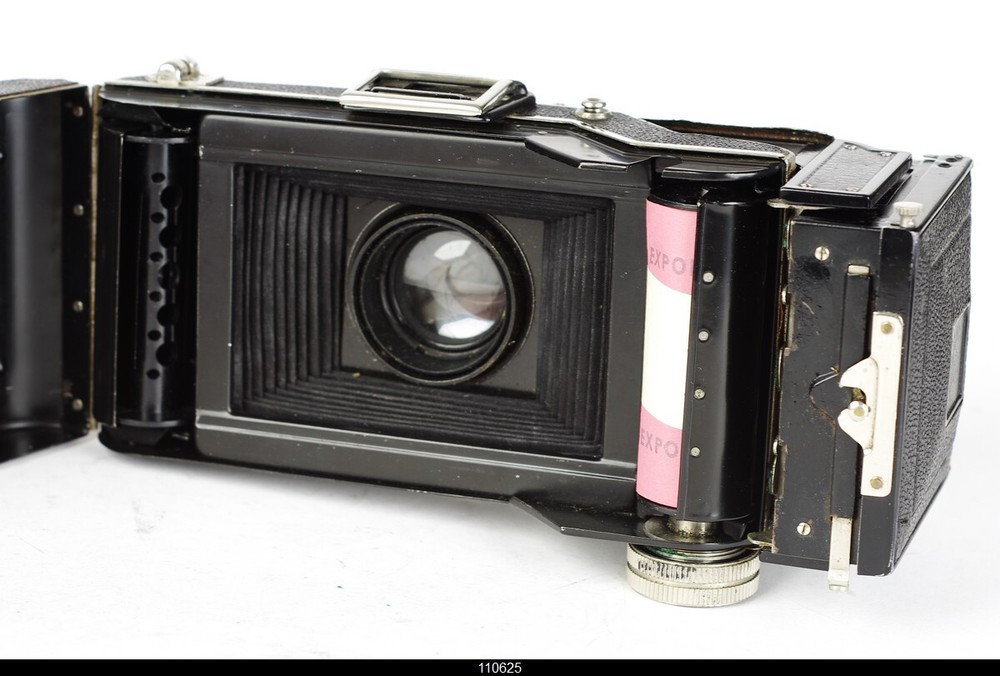 Welta Super Perfekta 6x9 TLR Medium Format Camera w/Triolplan 7.5cm Mint-