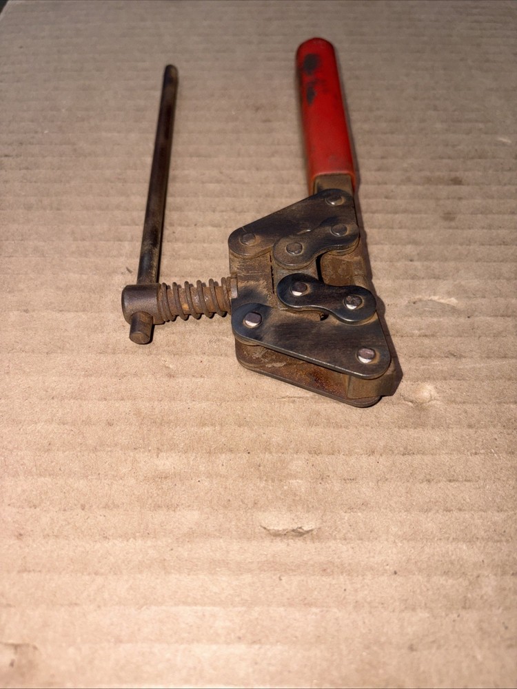 Vintage INDUSTRIAL Chain Puller CHAIN BREAKER Roller Chains MOTORCYCLE, TOOL