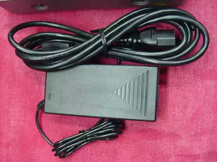 Lightspeed LES-820iR Infrared Wireless Microphone & Receiver Amplifier Complete