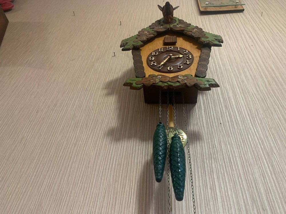 Soviet Vintage Mechanical Cuckoo clock, USSR clock, "Hunting Clock Deer"