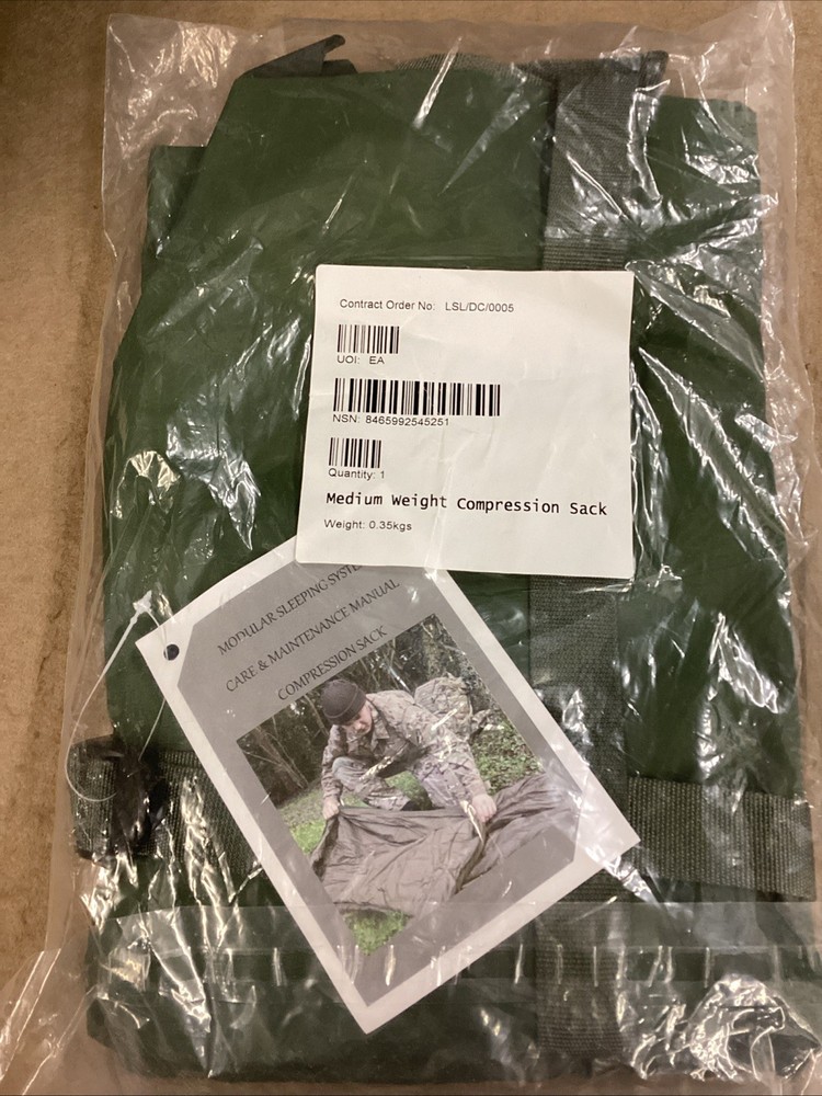 New British Forces Size Large Medium Weight Modular Sleeping Bag & Stuff sack