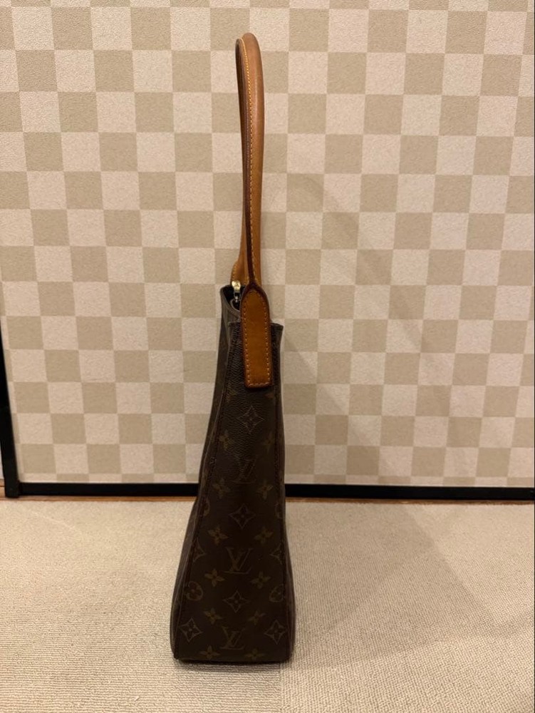 LOUIS VUITTON Looping GM Handbag Monogram