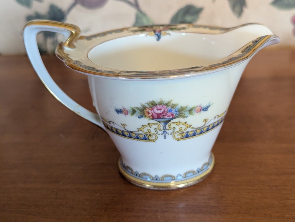 ANTIQUE NORITAKE MONTEBELLE CREAMER